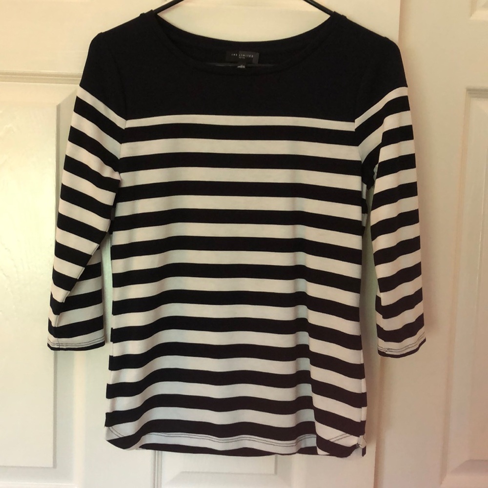 Blue/white striped long sleeve T-shirt
